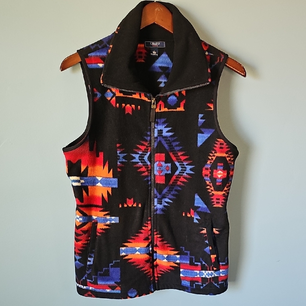 NWOT Chaps Black Fleece Vest with Red & Blue Accents size Large Western Cowgirl